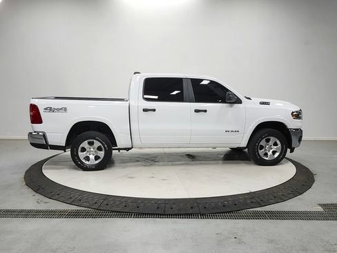 Used 2025 RAM 1500 Big Horn AWD/4WD image 8