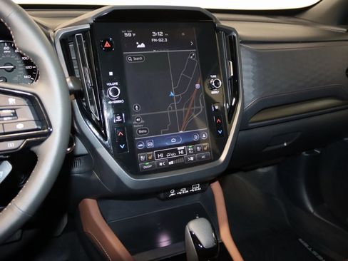 Used 2025 Subaru Forester Touring image 43