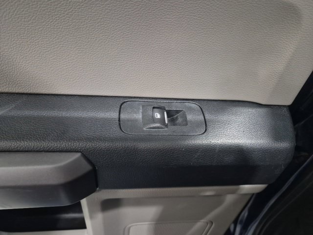 Used 2019 Ford F150 XLT w/ Equipment Group 302A Luxury AWD/4WD image 18