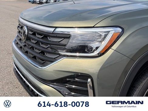 New 2026 Volkswagen Atlas Cross Sport SEL Premium R-Line image 13
