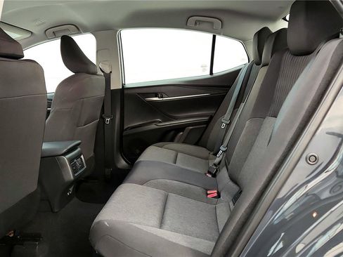 Used 2025 Toyota Camry LE image 21