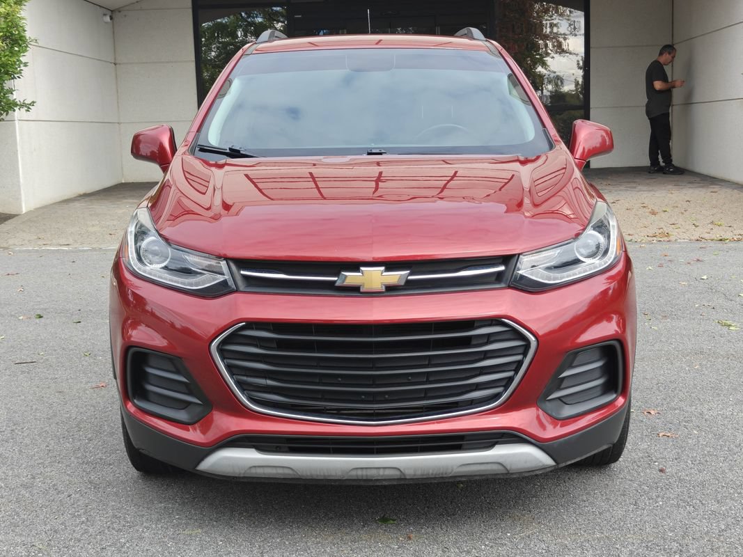 Used 2020 Chevrolet Trax LT w/ LT Convenience Package AWD/4WD image 8
