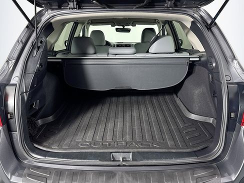 Used 2019 Subaru Outback 2.5i Limited w/ Popular Package #2 image 21