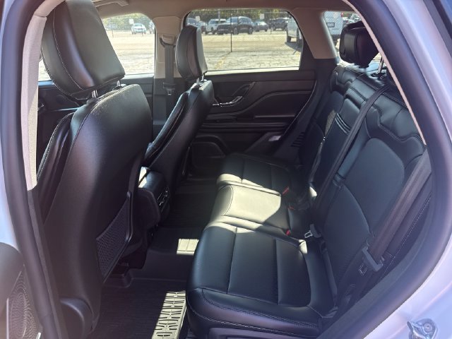 Used 2025 Lincoln Corsair AWD w/ Equipment Group 101A image 28