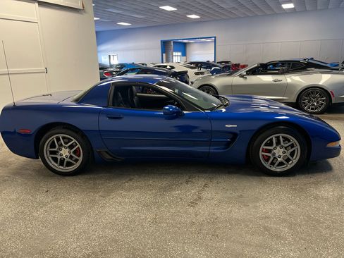 Used 2002 Chevrolet Corvette Z06 w/ Memory Pkg image 42