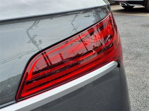 Used 2023 Audi SQ5 Premium Plus w/ Premium Plus Package image 11