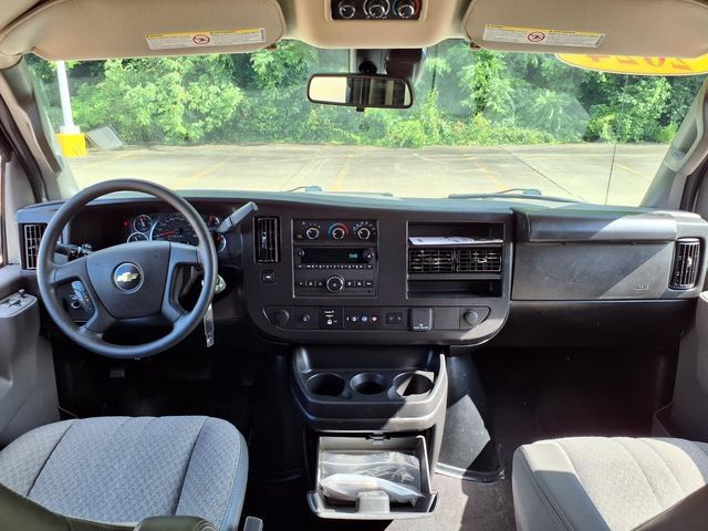 Used 2024 Chevrolet Express 3500 LT w/ LT Preferred Equipment Group RWD image 14