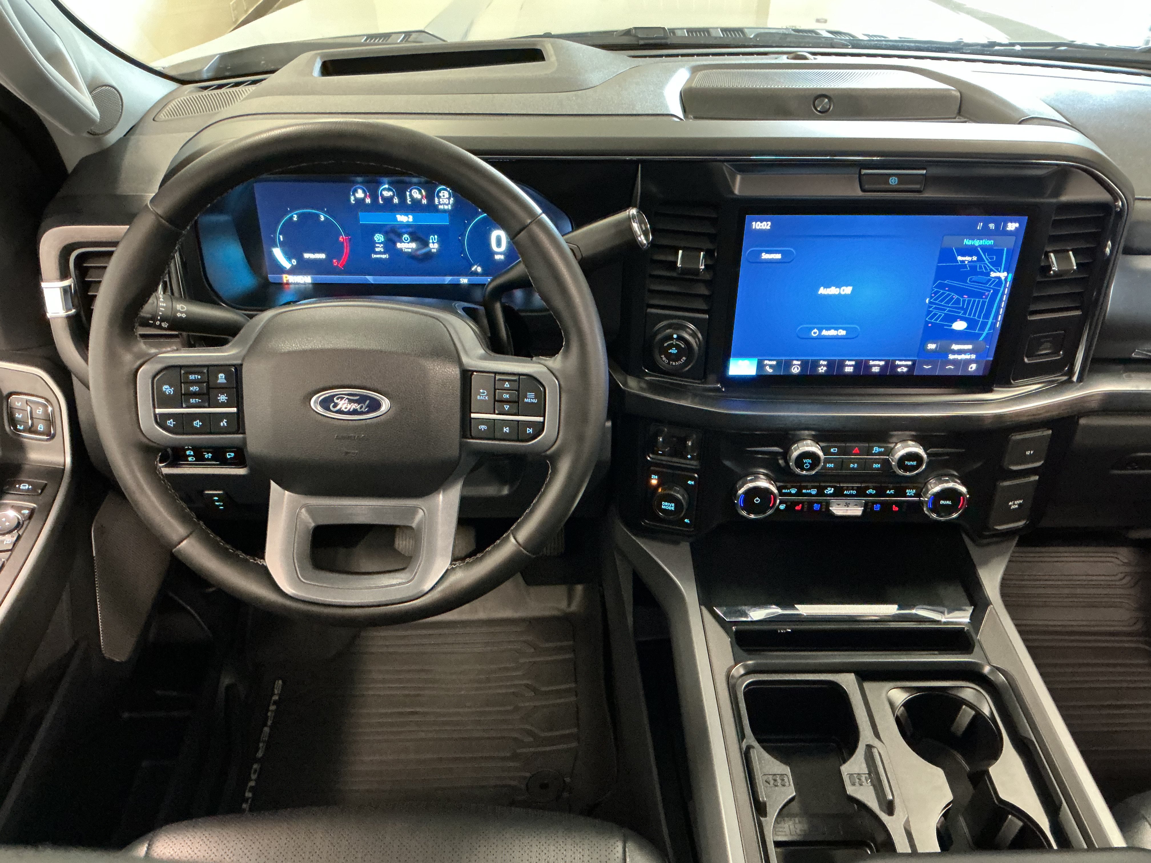 Used 2026 Ford F350 Lariat w/ Lariat Ultimate Package AWD/4WD image 11