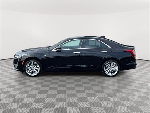 Used 2025 Cadillac CT4 Premium Luxury image 4