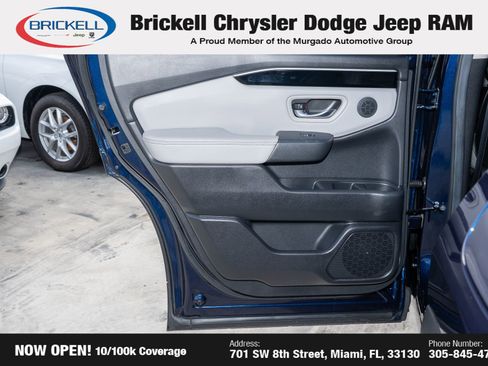 Used 2025 Honda Pilot EX-L image 12