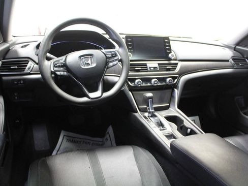Used 2018 Honda Accord EX image 7