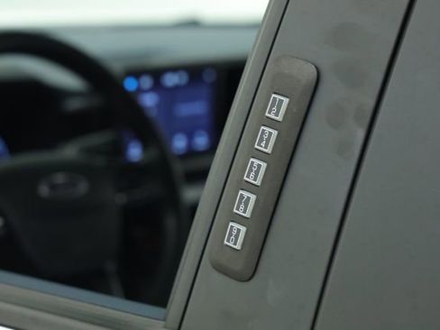 Used 2022 Ford Maverick XLT image 9