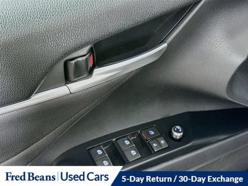 Used 2018 Toyota Camry XLE w/ Driver Assist Package FWD image 24