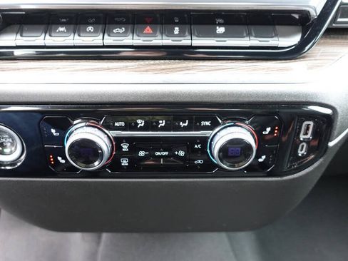 Used 2024 GMC Sierra 1500 Elevation AWD/4WD image 44
