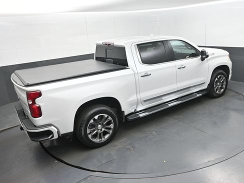 Used 2024 Chevrolet Silverado 1500 High Country w/ Z71 Off-Road Package AWD/4WD image 41