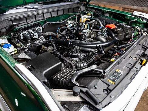 Used 2025 Ford Bronco Outer Banks image 41