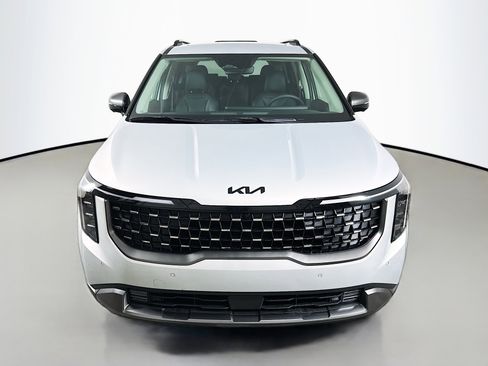 New 2026 Kia Carnival SX w/ SX Dark Edition Package image 2