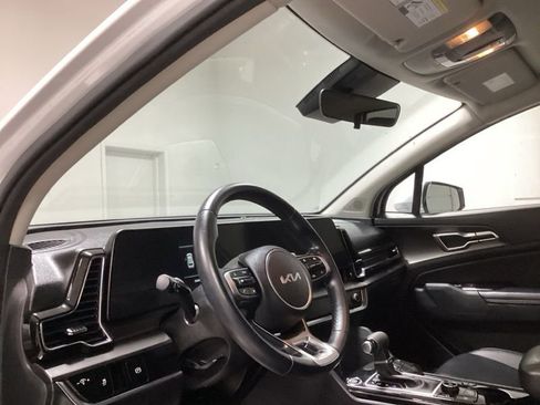 Certified 2023 Kia Sportage EX FWD image 18