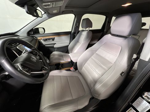Used 2020 Honda CR-V Touring image 13