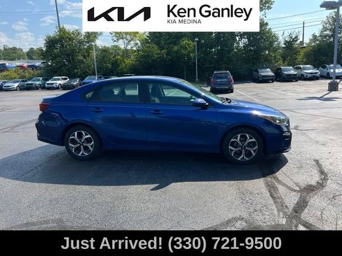 Used 2020 Kia Forte LXS FWD image 4