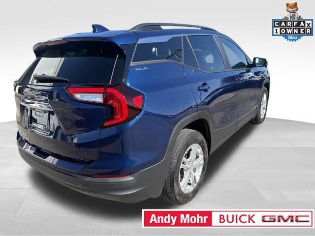 Used 2023 GMC Terrain SLE w/ Driver Convenience Package FWD image 10