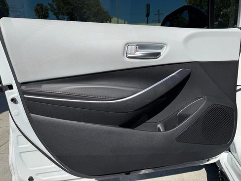 Used 2023 Toyota Corolla SE FWD image 19