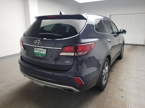 Used 2018 Hyundai Santa Fe SE w/ Cargo Package image 9