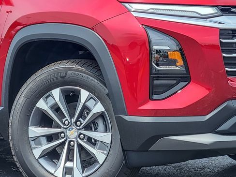 New 2027 Chevrolet Equinox LT w/ Convenience Package II AWD/4WD image 3