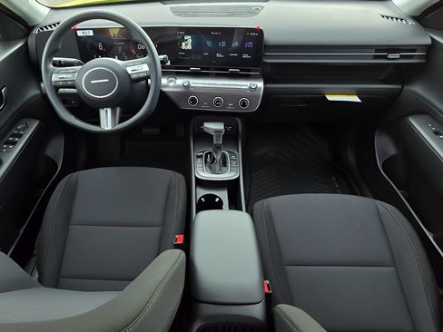 New 2026 Hyundai Kona SE AWD/4WD image 27