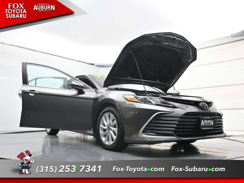 Used 2023 Toyota Camry LE AWD/4WD image 40
