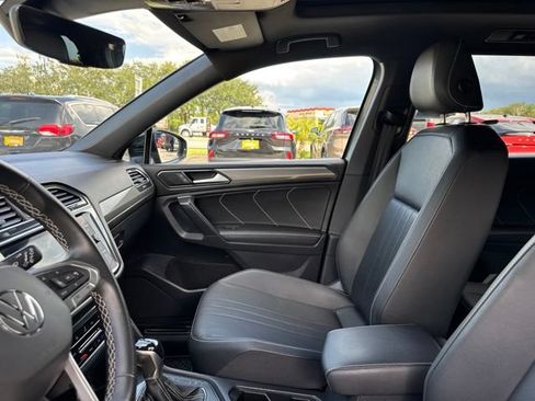 Used 2023 Volkswagen Tiguan SE R-Line FWD image 24