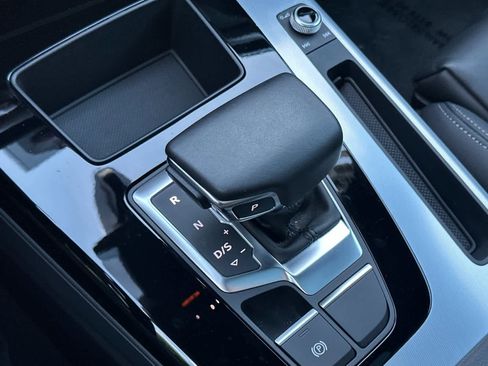 Used 2025 Audi Q5 2.0T Premium image 22