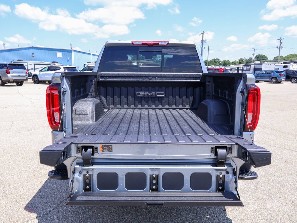New 2026 GMC Sierra 1500 Denali Ultimate w/ LPO, Black Badging Package AWD/4WD image 5