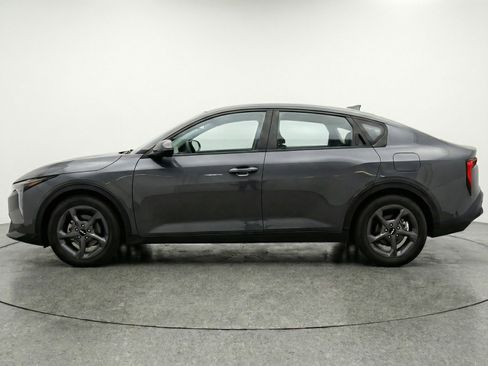 Used 2025 Kia K4 LXS image 5