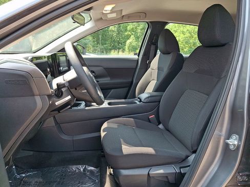 Certified 2025 Nissan Kicks S AWD/4WD image 14