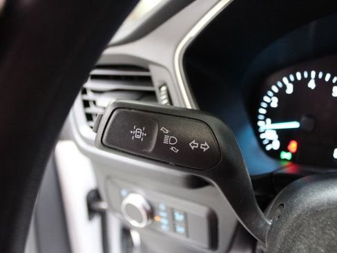 Used 2020 Ford Escape SE image 40