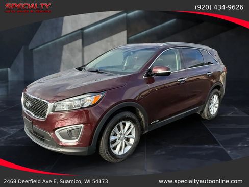 Used 2017 Kia Sorento LX image 5