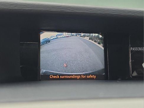 Used 2012 Toyota Sienna XLE image 20