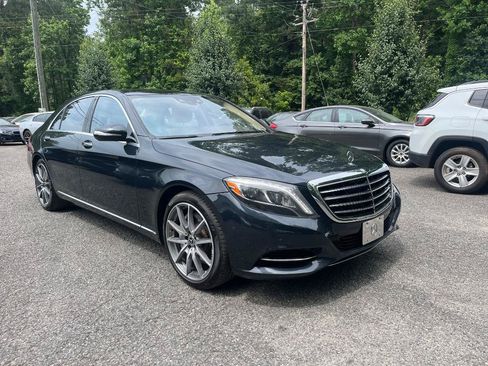 Used 2017 Mercedes-Benz S 550 4MATIC Sedan image 8