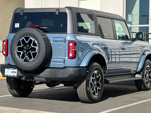 New 2025 Ford Bronco Outer Banks image 3