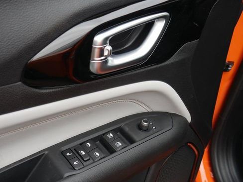 New 2026 Jeep Compass Limited image 11