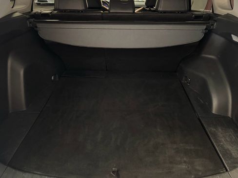 Used 2020 Toyota RAV4 XLE Premium image 23