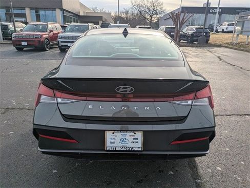 New 2026 Hyundai Elantra Sport image 5