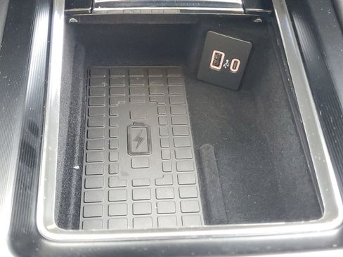 New 2026 Lincoln Corsair Premiere image 23