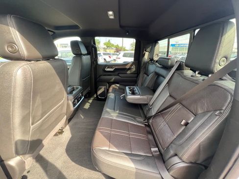 Used 2023 Chevrolet Silverado 1500 High Country w/ Technology Package image 20