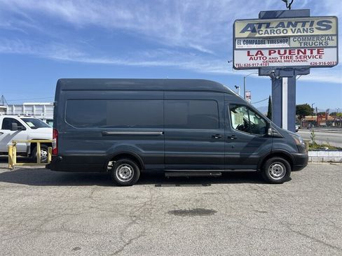 Used 2019 Ford Transit 250 148 High Roof Extended RWD image 2