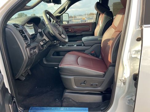 New 2026 RAM 2500 Limited image 23