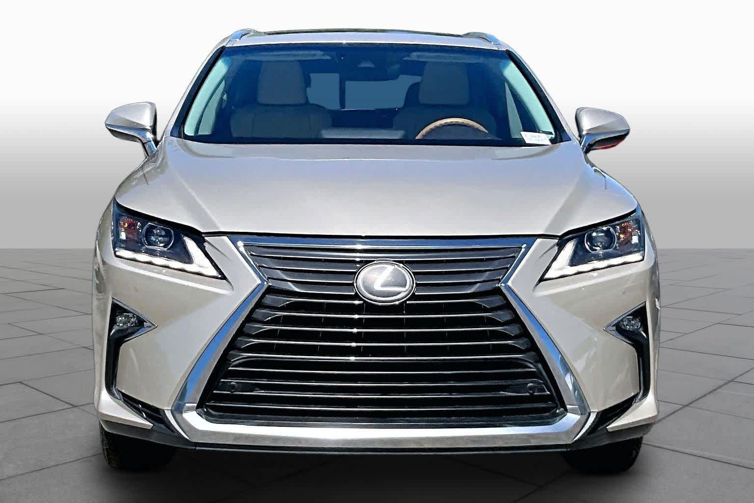 Used 2018 Lexus RX 350 FWD w/ Premium Package image 4