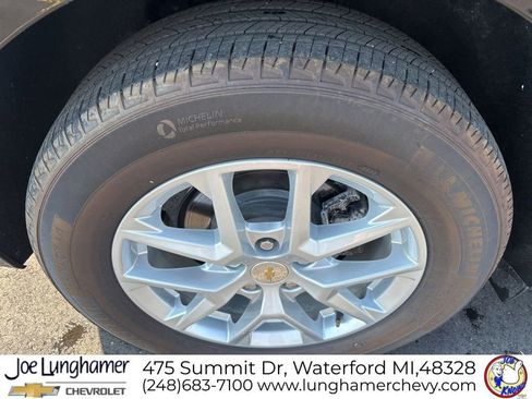 Used 2023 Chevrolet Equinox LS w/ LS Convenience Package FWD image 11