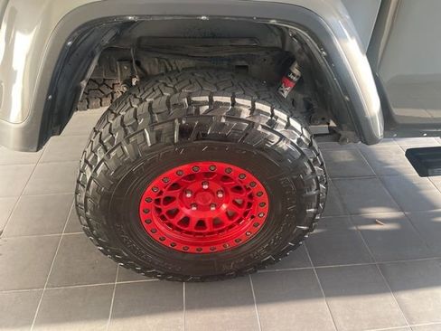 Used 2022 Jeep Gladiator Rubicon w/ LED Lighting Group image 6